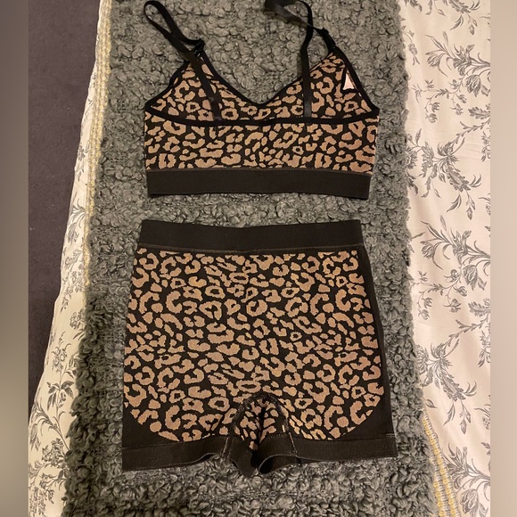 NEW!!!! Cute 2 pc Leopard Print Lingerie Set - Picture 5 of 5